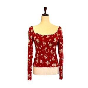 Heart & Hips Floral Top